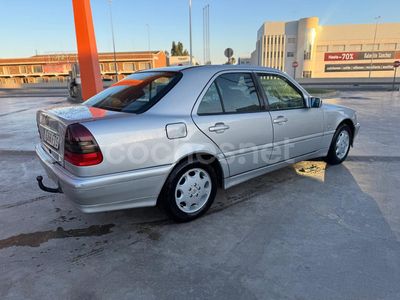 Mercedes C220