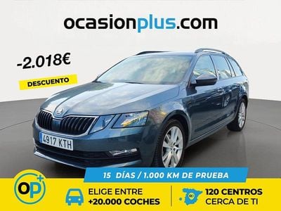 Usado Skoda Octavia 150 CV (110 kW) 2019 Gris Familiar
