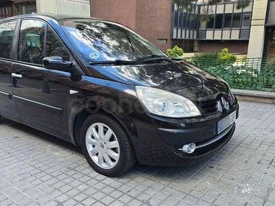 Usado Renault Scénic II Dynamique 130 CV (95 kW) 2008 Negro Monovolumen