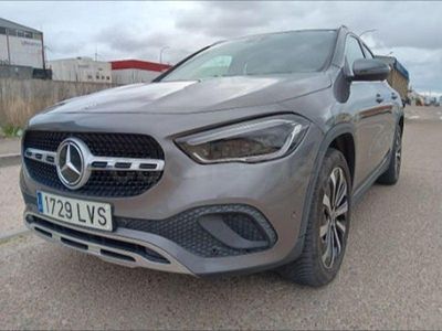 Begagnad Mercedes GLA200 150 HK (110 kW) 2021 Grå SUV
