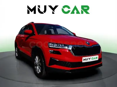 Usado Skoda Karoq Ambition 150 CV (110 kW) 2023 Rojo SUV