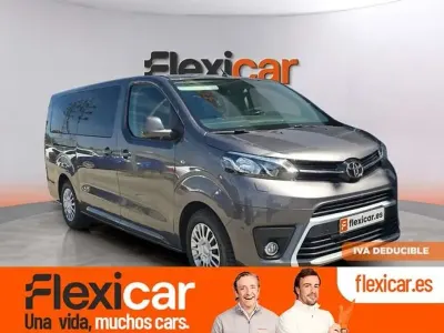 Usado Toyota Proace 145 CV (106 kW) 2023 Beige Monovolumen