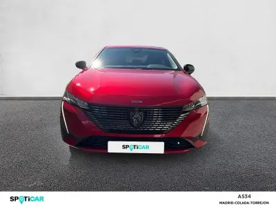 Usado Peugeot 308 Allure 130 CV (95 kW) 2026 Rojo Berlina