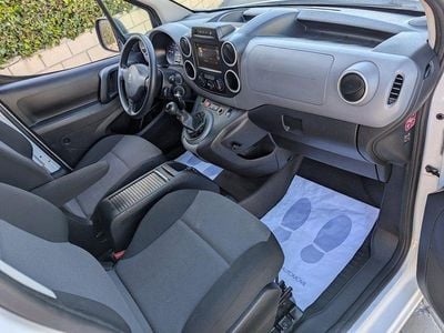 Blanco Usado 2018 Peugeot Partner Premium Monovolumen | 11.700 € (Precio justo)