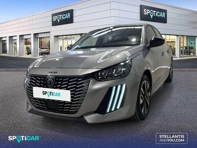 Usado Peugeot 208 Allure 101 CV (74 kW) 2025 Gris Utilitario