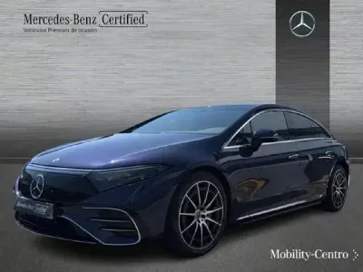Usado Mercedes EQS450+ AMG line 244 kW (333 CV) 2023 Sodalithblue  metallic paint Berlina