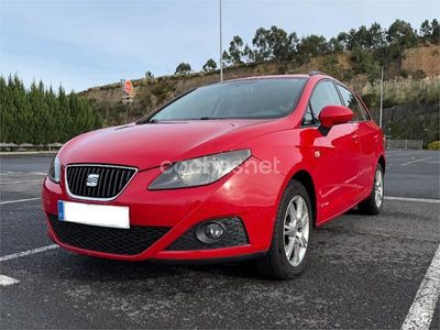 Usado Seat Ibiza ST Copa 90 CV (66 kW) 2012 Rojo Familiar