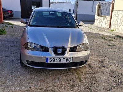 Usado Seat Cordoba Reference 100 CV (73 kW) 2007 Gris / plata Berlina