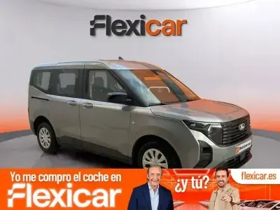 Usado Ford Tourneo Courier Active 125 CV (91 kW) 2024 Gris Monovolumen