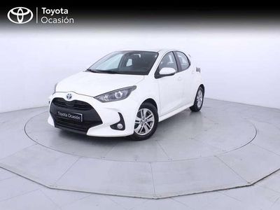 Usado Toyota Yaris Hybrid Business Edition 116 CV (85 kW) 2021 Blanco Utilitario