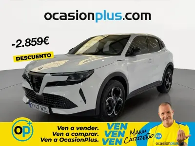 Usado Alfa Romeo Junior Edizione Speciale 136 CV (100 kW) 2025 Blanco SUV