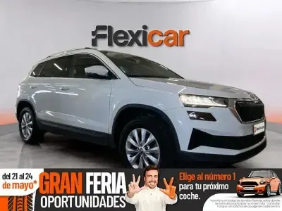 Usado Skoda Karoq 150 CV (110 kW) 2024 Blanco SUV