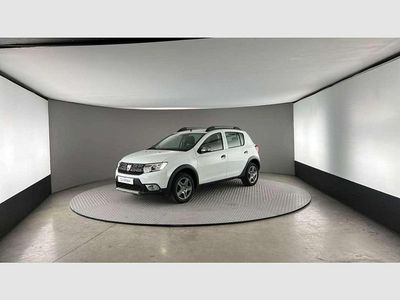 Usado Dacia Sandero Essentiel 90 CV (66 kW) 2020 Blanco Utilitario