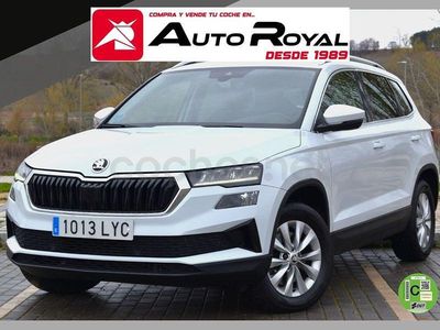 Usado Skoda Karoq Ambition 150 CV (110 kW) 2022 Blanco SUV