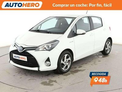 Usado Toyota Yaris Hybrid Active 99 CV (72 kW) 2015 Blanco Utilitario
