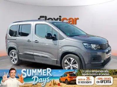 Usado Peugeot Rifter GT 130 CV (95 kW) 2023 Gris Monovolumen