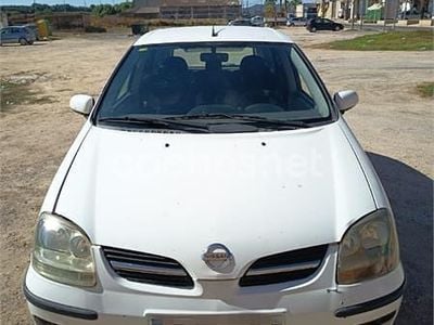 Usado Nissan Almera Tino Acenta 116 CV (85 kW) 2005 Blanco Monovolumen