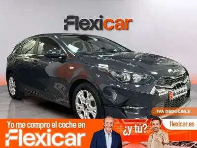 Usado Kia Ceed 136 CV (100 kW) 2023 Gris Utilitario