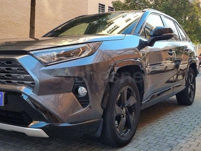 Usado Toyota RAV4 Hybrid 218 CV (160 kW) 2019 Gris / plata SUV
