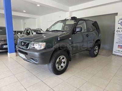 Usado Nissan Terrano Comfort 125 CV (91 kW) 2001 Verde SUV