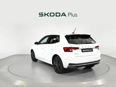Käytetty Skoda Fabia 150 HP (110 kW) 2025 Valkoinen Viistoperä
