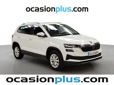 Usado Skoda Karoq Selection 115 CV (84 kW) 2024 Blanco SUV