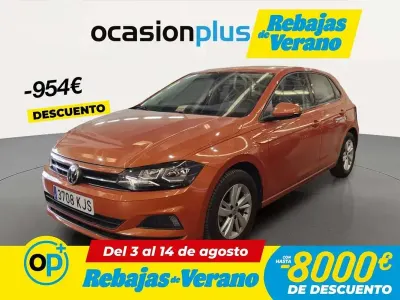 Usado VW Polo Advance 95 CV (69 kW) 2018 Naranja Utilitario