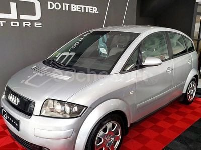 Gris / plata Usado 2002 Audi A2 Premium Utilitario | 3990 € (Precio justo)