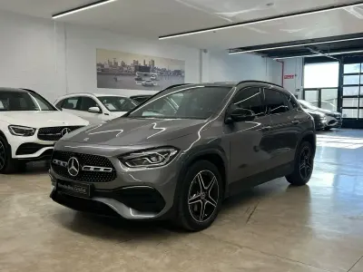 Usado Mercedes GLA250 218 CV (160 kW) 2022 Gris montaña SUV