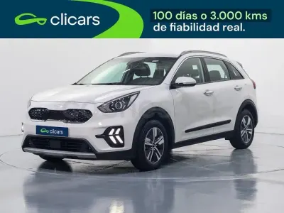 Usado Kia Niro 141 CV (103 kW) 2022 Blanco SUV
