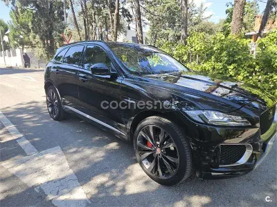 Usado Jaguar F-Pace First Edition 300 CV (220 kW) 2016 Negro SUV