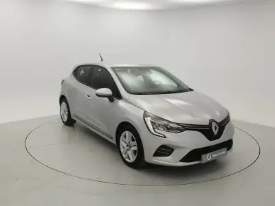 Usado Renault Clio V Zen 101 CV (74 kW) 2020 Plateado Utilitario
