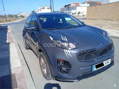 Usado Kia Sportage 132 CV (97 kW) 2017 Azul SUV