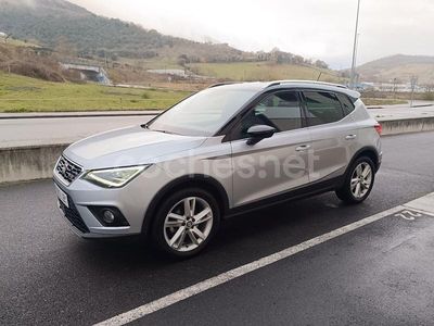 Gris / plata Usado 2019 Seat Arona Ecomotive SUV | 10.990 € (Precio justo)
