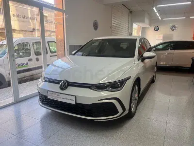 Usado VW Golf VIII GTE 245 CV (180 kW) 2022 Blanco Berlina