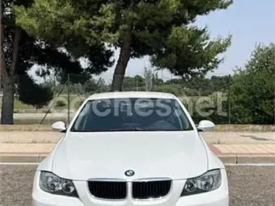 Usado BMW 318 129 CV (94 kW) 2008 Blanco Berlina