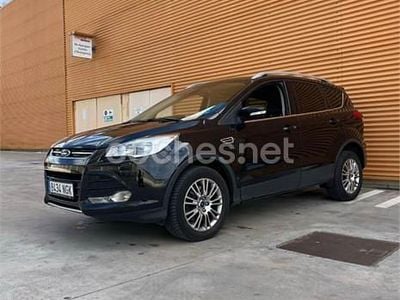 Usado Ford Kuga Titanium 140 CV (102 kW) 2014 Negro SUV