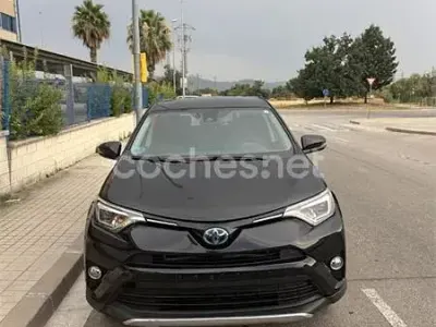 Usado Toyota RAV4 Hybrid Executive 197 CV (144 kW) 2018 Negro SUV