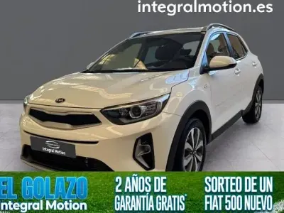 Usado Kia Stonic 84 CV (61 kW) 2023 SUV