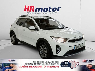 Usado Kia Stonic 84 CV (61 kW) 2023 Blanco SUV