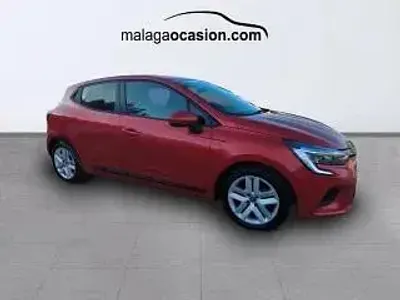 Usado Renault Clio Intens 90 CV (66 kW) 2021 Rojo deseo Utilitario