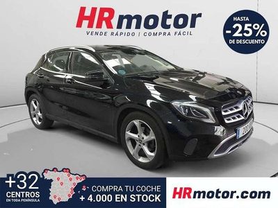 Käytetty Mercedes GLA200 137 HP (100 kW) 2017 Musta Katumaasturi
