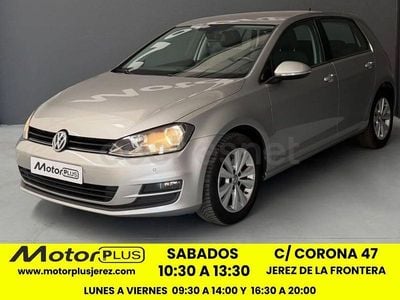 Usado VW Golf VII Advance 115 CV (84 kW) 2017 Gris / plata Berlina