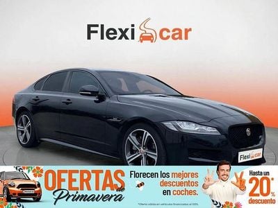 Usado Jaguar XF R-Sport 180 CV (132 kW) 2015 Negro Berlina