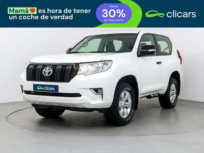 Używany Toyota Land Cruiser 204 KM (150 kW) 2022 Biały SUV