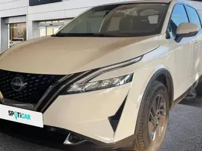 Usado Nissan Qashqai Acenta 140 HP (102 kW) 2024 Branco SUV