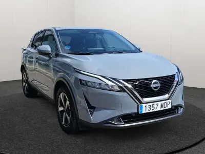Usado Nissan Qashqai N-Connecta 140 HP (102 kW) 2023 Cinzento SUV