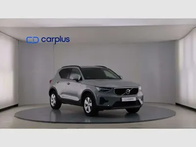 Usado Volvo XC40 129 CV (94 kW) 2023 Gris SUV