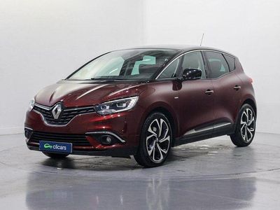 Usado Renault Scénic IV Collection 132 CV (97 kW) 2017 Rojo Monovolumen