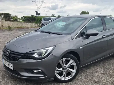 Brugt Opel Astra Elegance 110 HK (80 kW) 2018 Brun Sedan